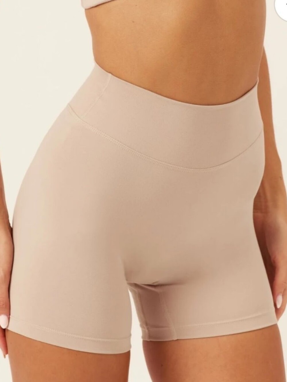 CSB Form Invisible Scrunch 5" Shorts - Fawn